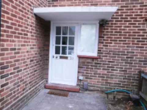 アパートメント - スリープス 5 & フリー パーキング ハーロウのホテル