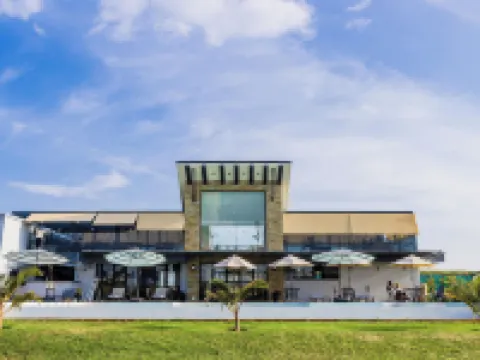 Tufaha Resort Hotels in Central