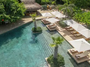Makani Luxury Wanderlust