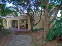 161 Blenheim Rd Hotels in Chartwell