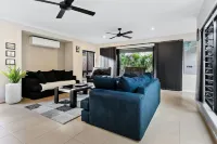 Modere - Pool Entertainer Child Pet