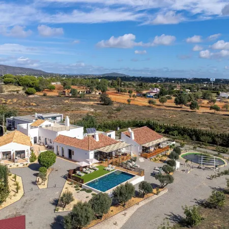 Alfarrobeiras Nature -Agroturismo