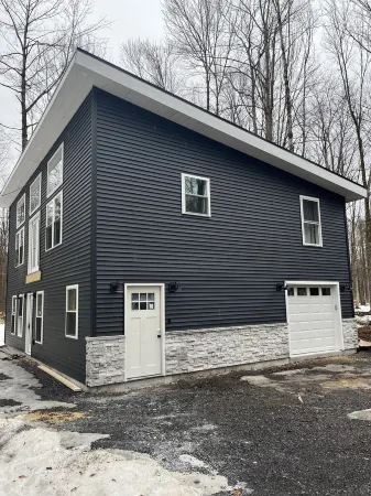 Brand new, modern, cozy house in the woods!