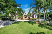 Casa De Campo, Exquisite Moroccan Villa, Golf Front, Steps to Water Hotels near Clínica Veterinaría Natural Romana