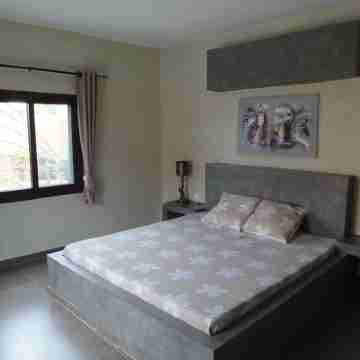 MAGNIFICENT VILLA T5 ANY COMFORT WITH SWIMMING POOL NEAR ALL FACILITIES Rooms