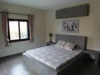 MAGNIFICENT VILLA T5 ANY COMFORT WITH SWIMMING POOL NEAR ALL FACILITIES