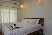 Charming 2-bedroom cabin with WiFi, in La Fortuna - Arenal Volcano, Costa Rica