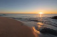 Tranquil and Relaxing Beachfront Condo with Exceptional Views!