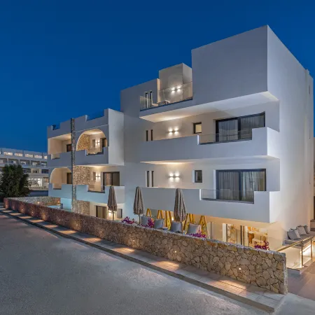 Cabana White Boutique Hotel & Suites