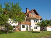 New! Comfortable apartment with lake view