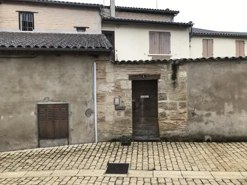 The market garden very central and renovated Hotels in Marmande