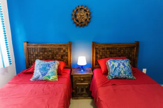 Home with pool and close 7 minutes to the beach,  Pet-Friendly