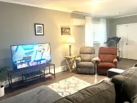 The Cozy Place - Family and Pet friendly. Only 5 minutes away from UGA!