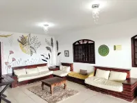 Wonderful home, walk in the sand !!!