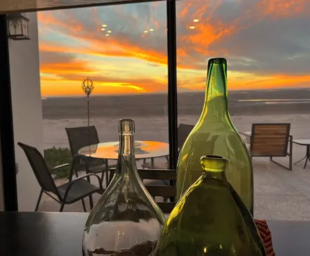 Seaside Oceanfront home La Oficina Отели в г. Rocky Point