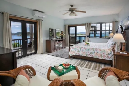 Calm, Peaceful and Relaxing.  Work Remotely with fast WiFi . Stand-by Generator. Hotels in 