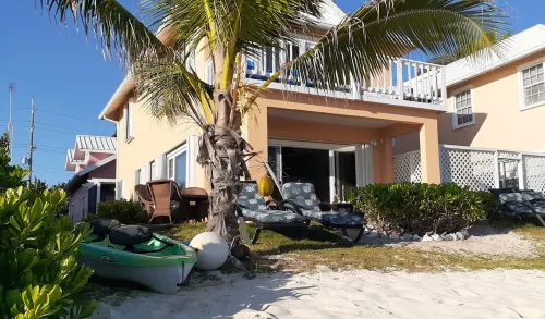 Mahogany Point 5: 3 BR / 3 BA villa in North Side, Sleeps 6