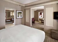 DoubleTree by Hilton West Edmonton