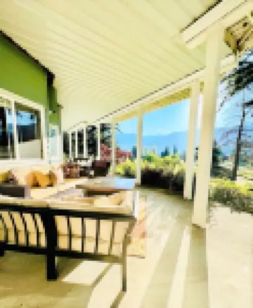 Lake Front Holiday! the Best View in the Valley, on Lake Whatcom and Golf Course