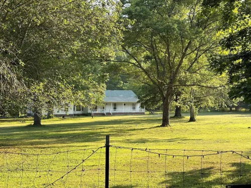 Charming 3-bedroom house with AC and WiFi in Pulaski