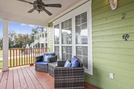 The Wave @ Coastal Retreat Villas Отели рядом с достопримечательностью «Long Beach Yacht Club»