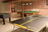 STAY & PLAY , 10 min away from NIAGARA FALLS