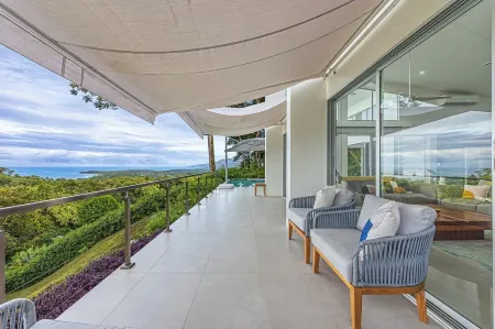 Villa Monos Locos - A Luxurious, Gated and Private Villa Retreat