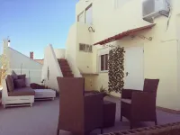 Couples Choice 15 minutes from Lisbon