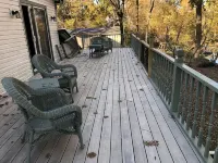 Relax on the edge of Little Red @ Griffin Little Red River Cabin