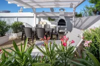 Itaca apartment directly on the beach of San Mauro Mare