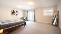Beautiful House Near Grand River & Kiwanis Park Hotels near Nike Factory Store - Kitchener