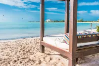 Silver Palms # 2 – Exclusive Long Bay Beachfront Retreat with Pool