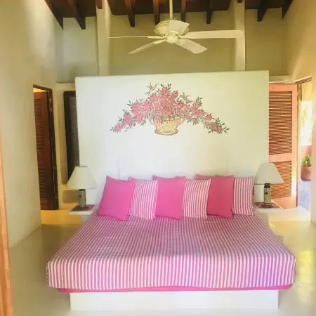 Exclusive Villa with Private Beach and Beautiful  Views to the Pacific Ocean