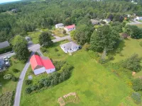 Red Roof Bed & Breakfast Hotels in Lunenburg