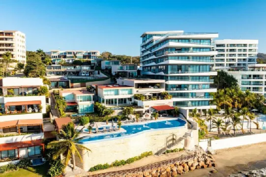 Amazing Oceanfront Villa with private pool Các khách sạn ở 