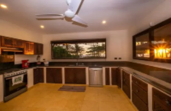 Villa Frente al Mar con Piscina