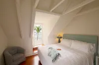 3BR Historic Home w/Pool & all Mod-Cons! Hôtels à : 