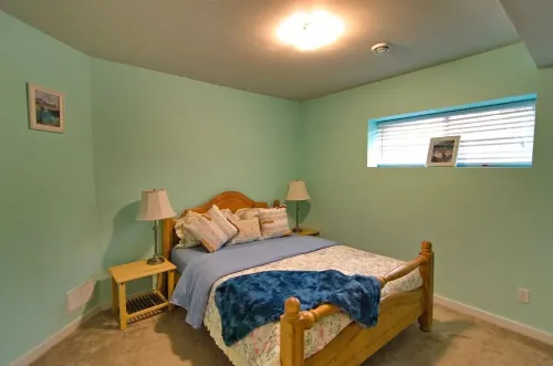 A place full of character and charm-Gateway to Canadian Rockies