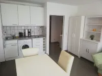 Ruhige Ferienwohnung/ Amateurzimmer/ Gute Verkehrsanbindung Hotel a Linden