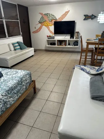 One minute walk to the beach!