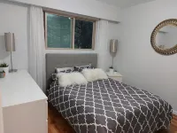NorthVAN Nature Living Home, 5min to town, beach, suspension bridge, river ,hike - balcony