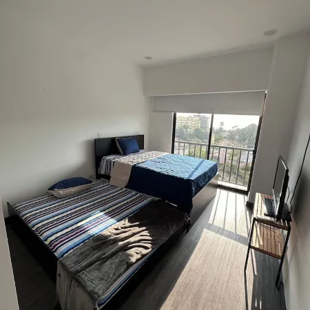 Ocean & Mountain View -2 Bedroom apartment