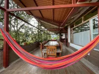 敏多雲霧森林生態旅館