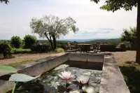Les Esplanes - Bed and breakfasts