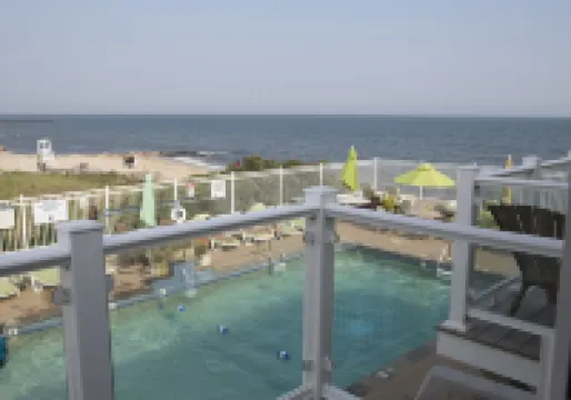 The Corsair & Cross Rip Oceanfront