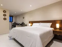 Hotel 28 Hotels near Xcacel Beach