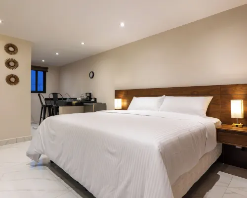 ホテル 28 エクサセル ビーチ周辺のホテル