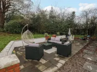 100 Cwmphil Road Hotels in 