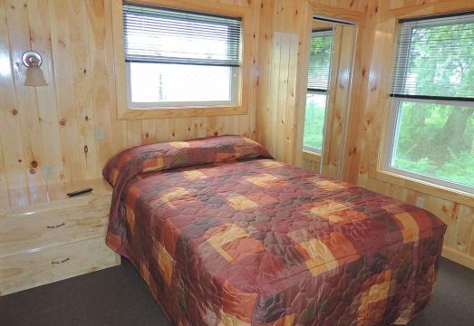 엔젤 록 워터프론트 코티지 강변 전망