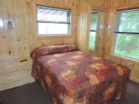 Angel Rock Waterfront Cottages Hotels in Clayton